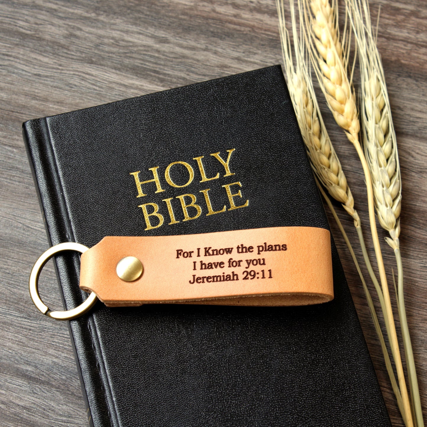 Personalized Leather Keychain, Personalized Bible Verse, Keychain, Mothers day, Fathers day, Graduation gift, Gift for her, Gift for him, Personalized gifts.